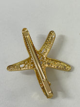 Load image into Gallery viewer, Starfish Hair Clip