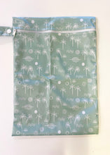 Load image into Gallery viewer, Single Pocket Wet Bag