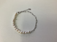 Load image into Gallery viewer, Kailani Feature Pearl Bracelet