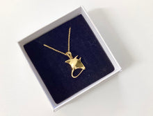 Load image into Gallery viewer, Kailani Mantaray Necklace
