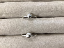 Load image into Gallery viewer, Sea Shell Ring
