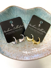 Load image into Gallery viewer, Kailani Chunky Huggie
