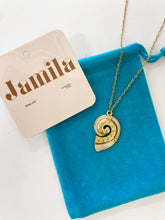 Load image into Gallery viewer, Tristle Necklace
