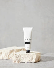 Load image into Gallery viewer, Hyaluronic Moisturiser SPF15
