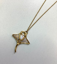 Load image into Gallery viewer, Tristle Necklace

