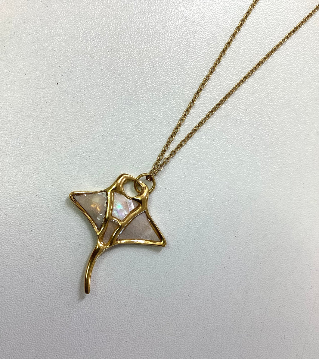 Tristle Necklace