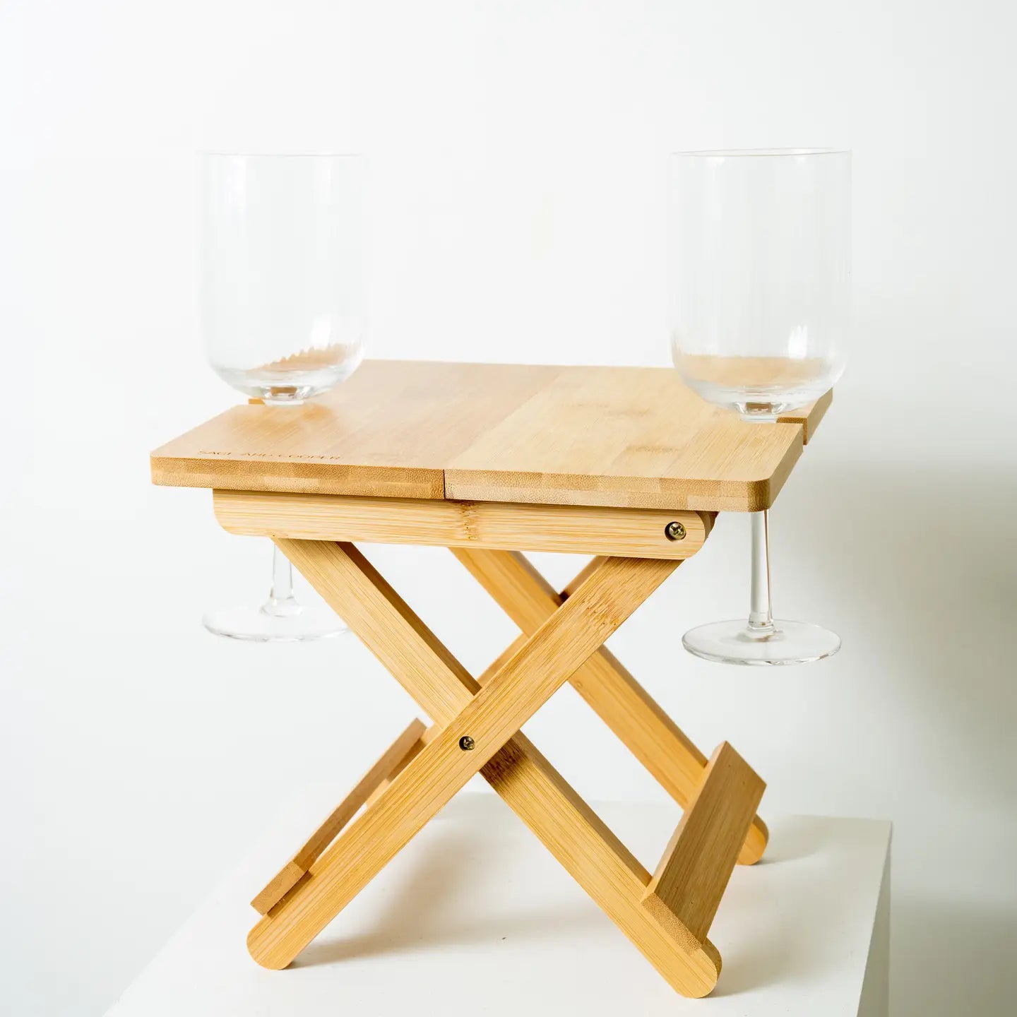Grappa Foldable Table – Wandering Tide